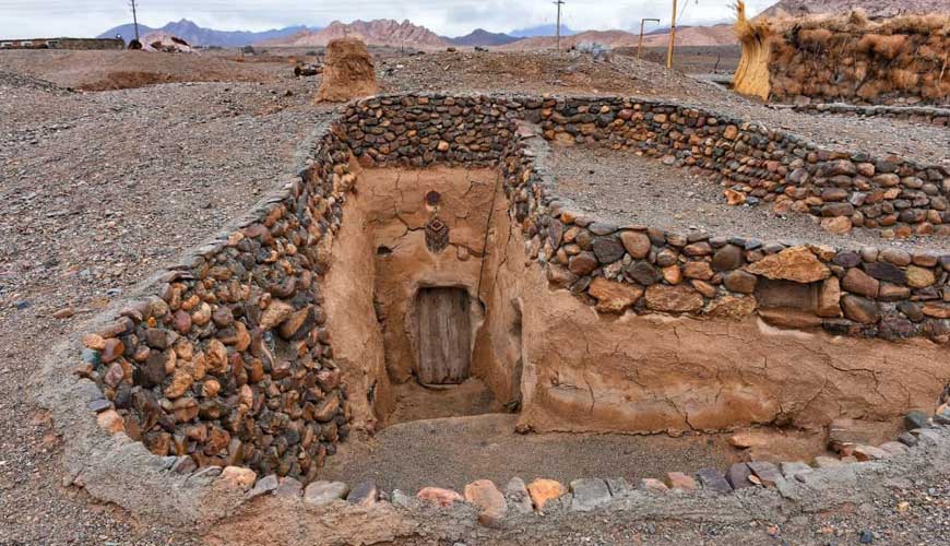 اقامتگاه بوم گردی ده عروس بهاباد