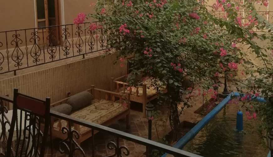 هتل سنتی کهن کاشانه یزد